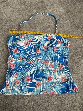Source Unknown Blue & Pink Tropical Tankini Top